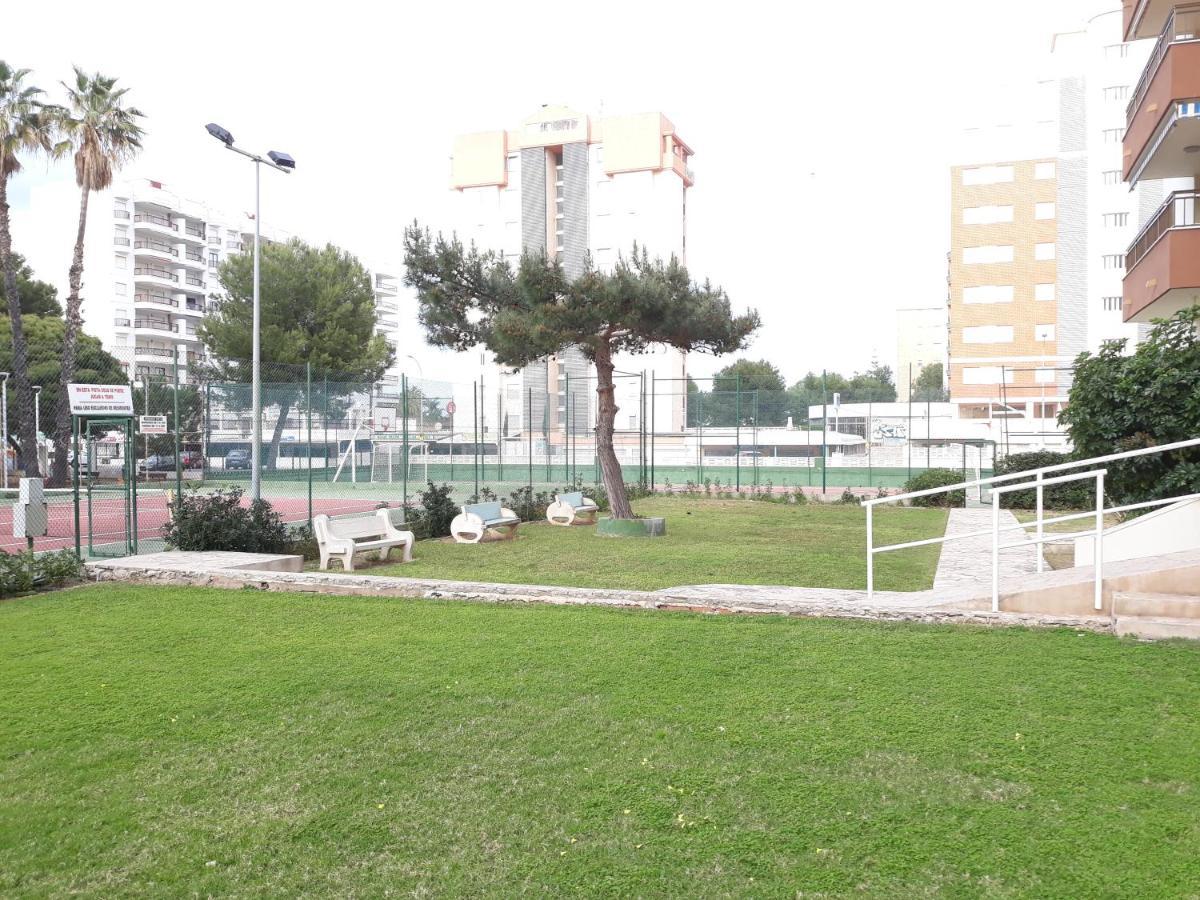Valldigna 7 Playa De Gandia Solo Familias Dış mekan fotoğraf