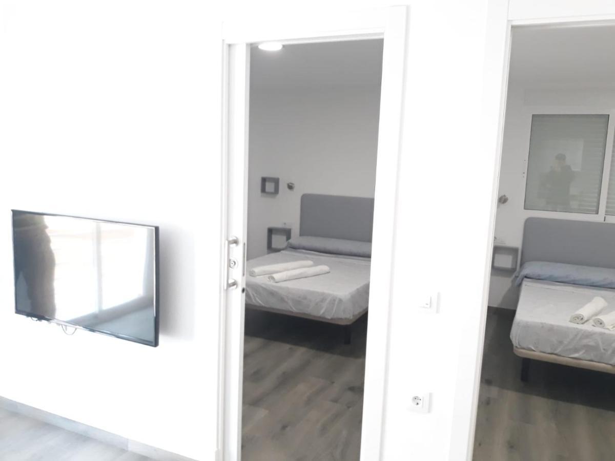 Valldigna 7 Playa De Gandia Solo Familias Dış mekan fotoğraf