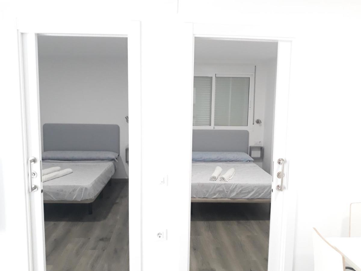 Valldigna 7 Playa De Gandia Solo Familias Dış mekan fotoğraf